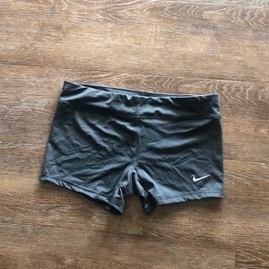 Nike Performance Women’s 2” Volleyball Game Shorts
